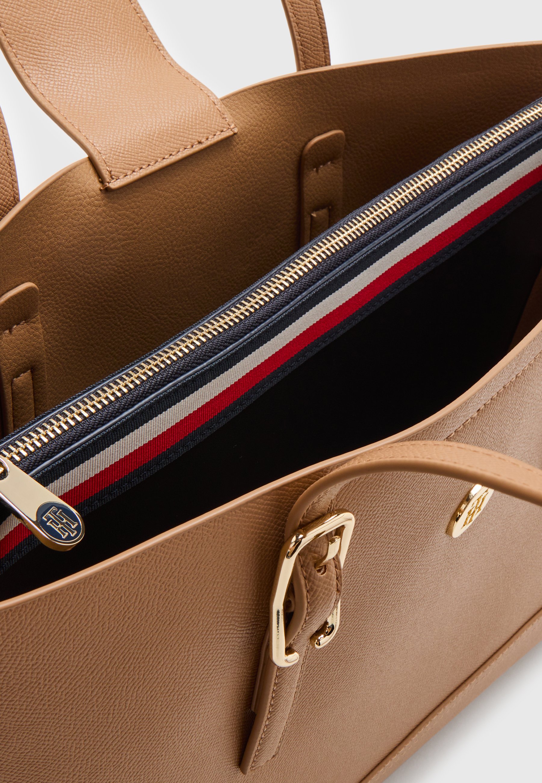 tommy hilfiger honey med tote set