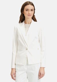 Betty & Co LANGARM - Blazer - rohweiß