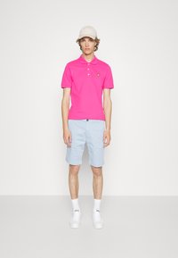 Lyle & Scott Polokošeľa - pink