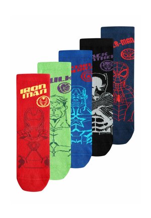Pięć kolorowych skarpet Marvel z wizerunkami i logotypami Iron Mana, Hulka, Kapitana Ameryki, Black Pantera i Spider-Mana.