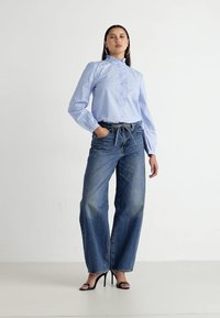 JDY JDYMIO FRILL - Blusa - blue