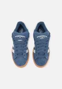 adidas Originals CAMPUS 00S UNISEX - Sportcipő - preloved ink/grey one/cloud white
