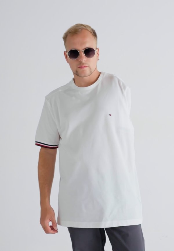 GLOBAL STRIPE CUFF TEE - Basic T-shirt2