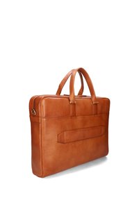 Sac à ordinateur portable en cuir marron avec une finition texturée, des poignées doubles et une poche à l'arrière. Il dispose d'une fermeture éclair et a une forme rectangulaire.