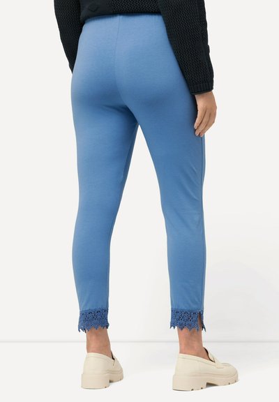 ULLA POPKEN Pantaloni Donna 7/8 - Taglie Forti - Vita Elastica Con Tasche - 4