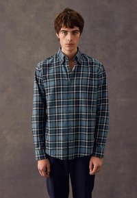 Next REGULAR FIT - Vapaa-ajan kauluspaita - navy blue check