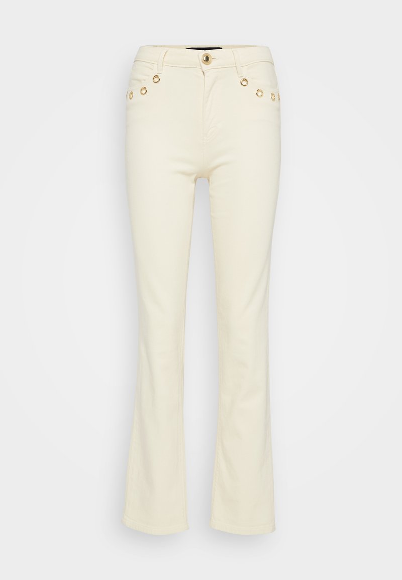 Jeans a sigaretta