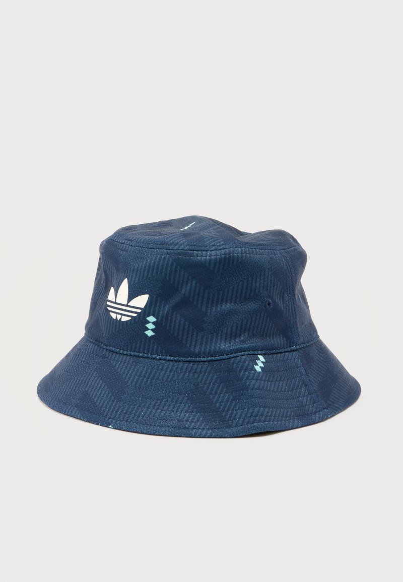 ADICOLOR TREFOIL BUCKET HAT CREW BLUE & WHITE Jual Adidas Unisex Adicolor Trefoil Bucket Hat - Crew Blue  main image 3