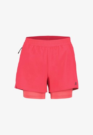 Pantalones cortos deportivos rojos dos en uno con cintura elástica y pequeño logo en la parte inferior de la pierna izquierda.