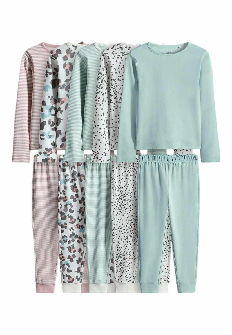 Šešių rinkinys pižamų, pasiūtų iš minkštų audinių. Spalvos apima mėtų žalią, rožinę ir įvairius raštus, tokius kaip dryžiai ir taškeliai. Ilgos rankovės ir elastingi kelnių juostos.