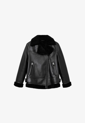 Giubbotto in pelle nera con colletto in shearling, dotato di tasche con zip, vita con cintura e polsini testurizzati. Design classico con una forma strutturata.