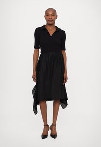 Henrik Vibskov UNCUT SKIRT - Jupe trapèze - black