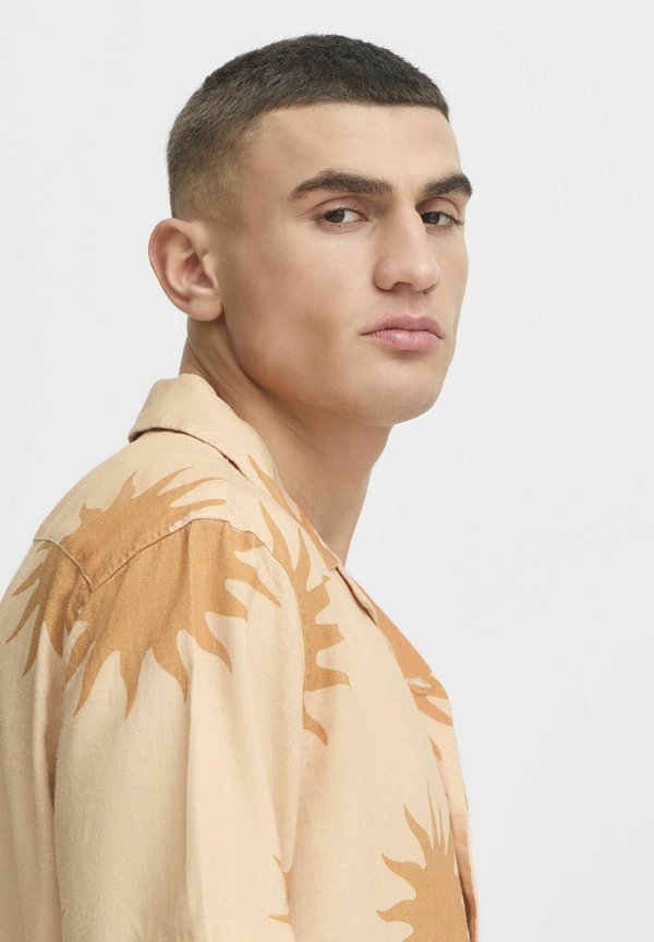 SDPARGAV LINEN MIX - Shirt - apricot ice2