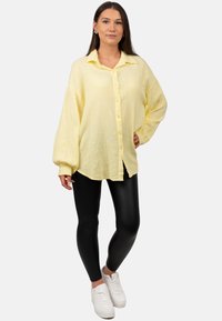 Reichstadt Button-down blouse - yellow