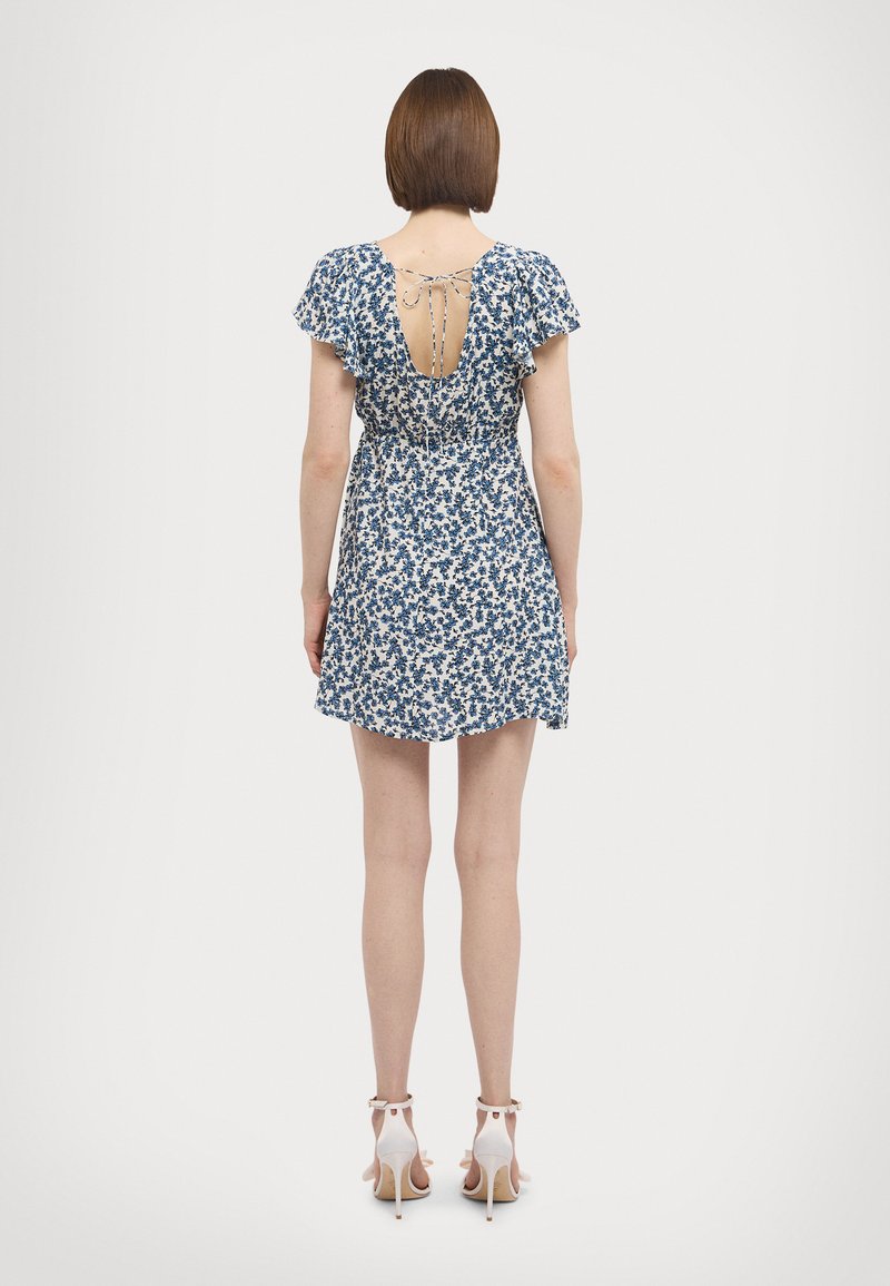 faithfull the brand blue floral dress Faithfull The Brand Saturnia Silk Midi Dress
