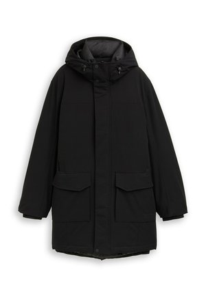 Manteau long noir avec capuche, deux poches avant et un tissu texturé. Le design est minimal avec des éléments de quincaillerie discrets.