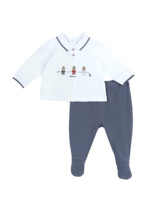 Pyjamas - white