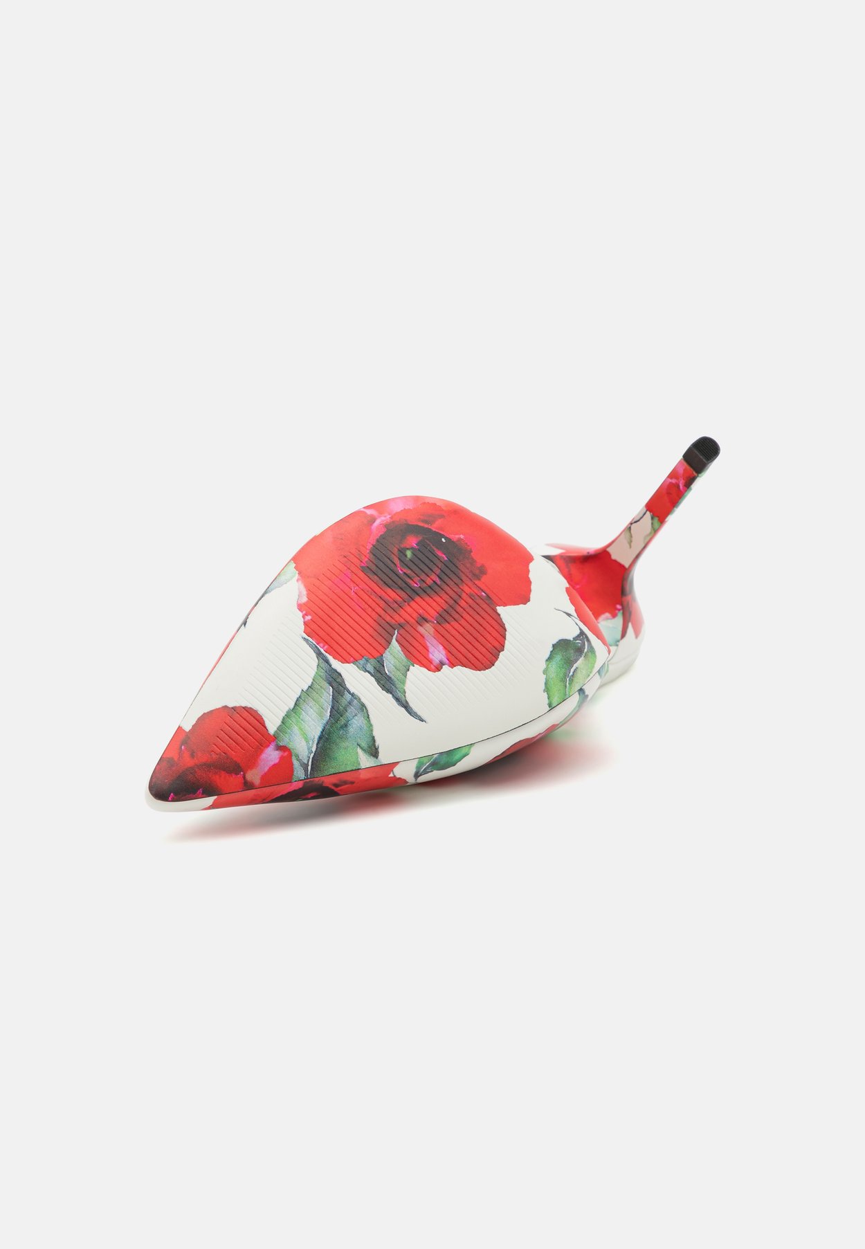 LOVEBLOOM PILLOW WALK