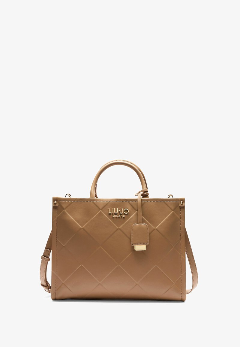 Sac à main en cuir tan avec un motif matelassé, doubles poignées, bandoulière réglable et accents en logo et quincaillerie dorés.