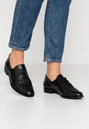 Derbies - black