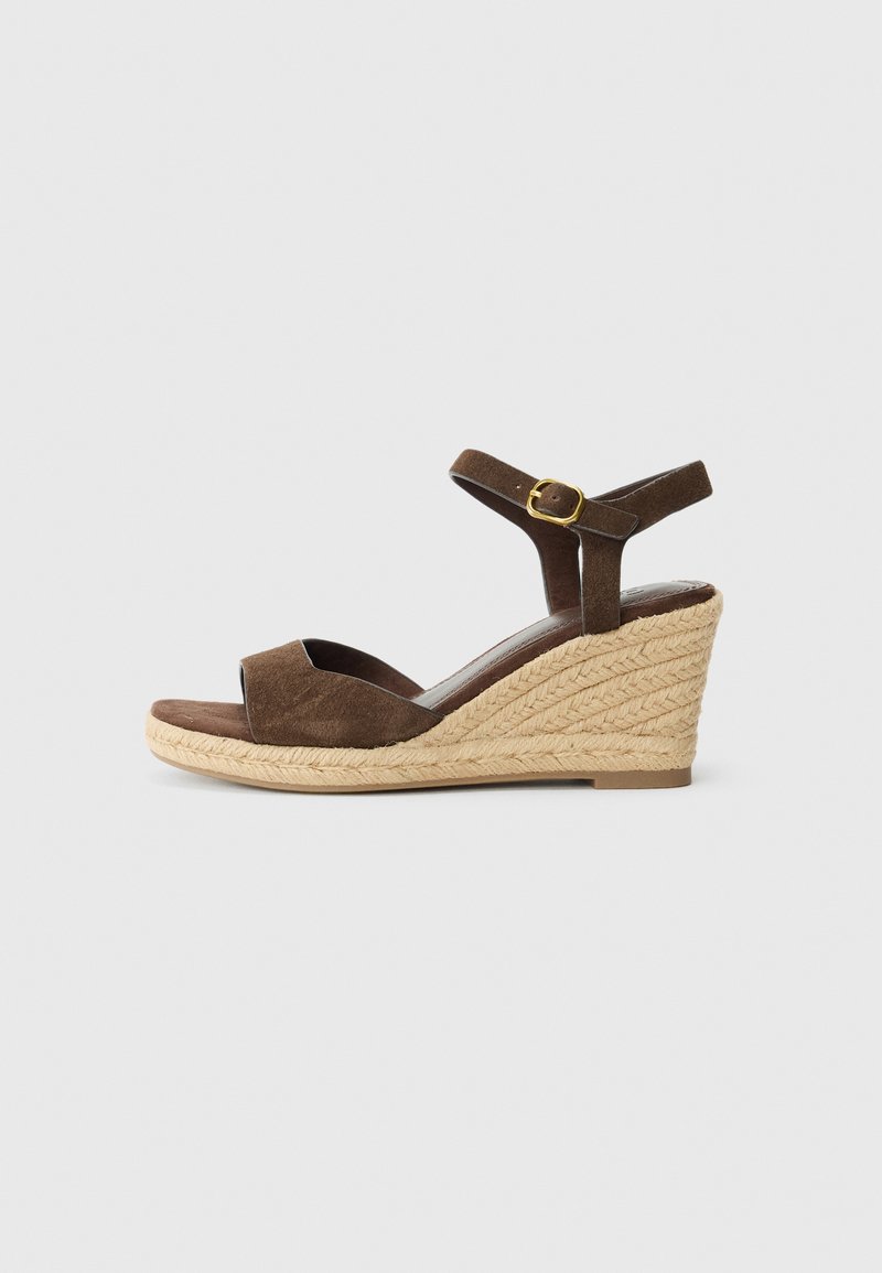 PARFOIS Wedge sandals - dark brown - Zalando