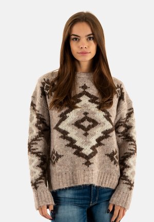 Beige gestrickter Pullover mit braunen geometrischen Mustern. Mit rundem Halsausschnitt, lockerer Passform und gerippten Bündchen. Weiche Textur und warmes Material.