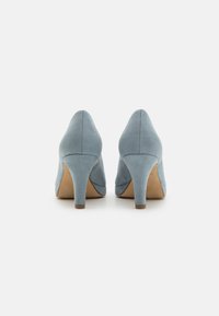Tamaris Augsti papēži - light blue