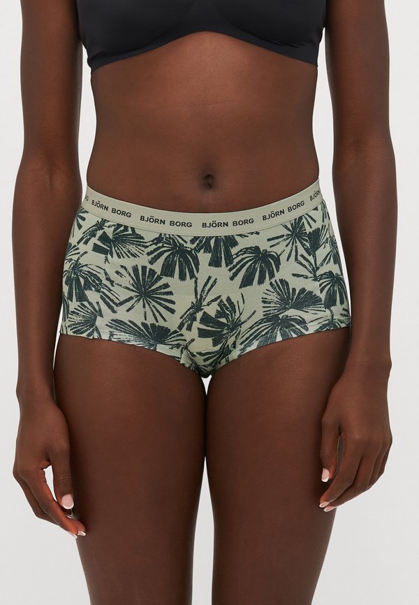 EVERYDAY SHORTS 3 PACK - Pants2