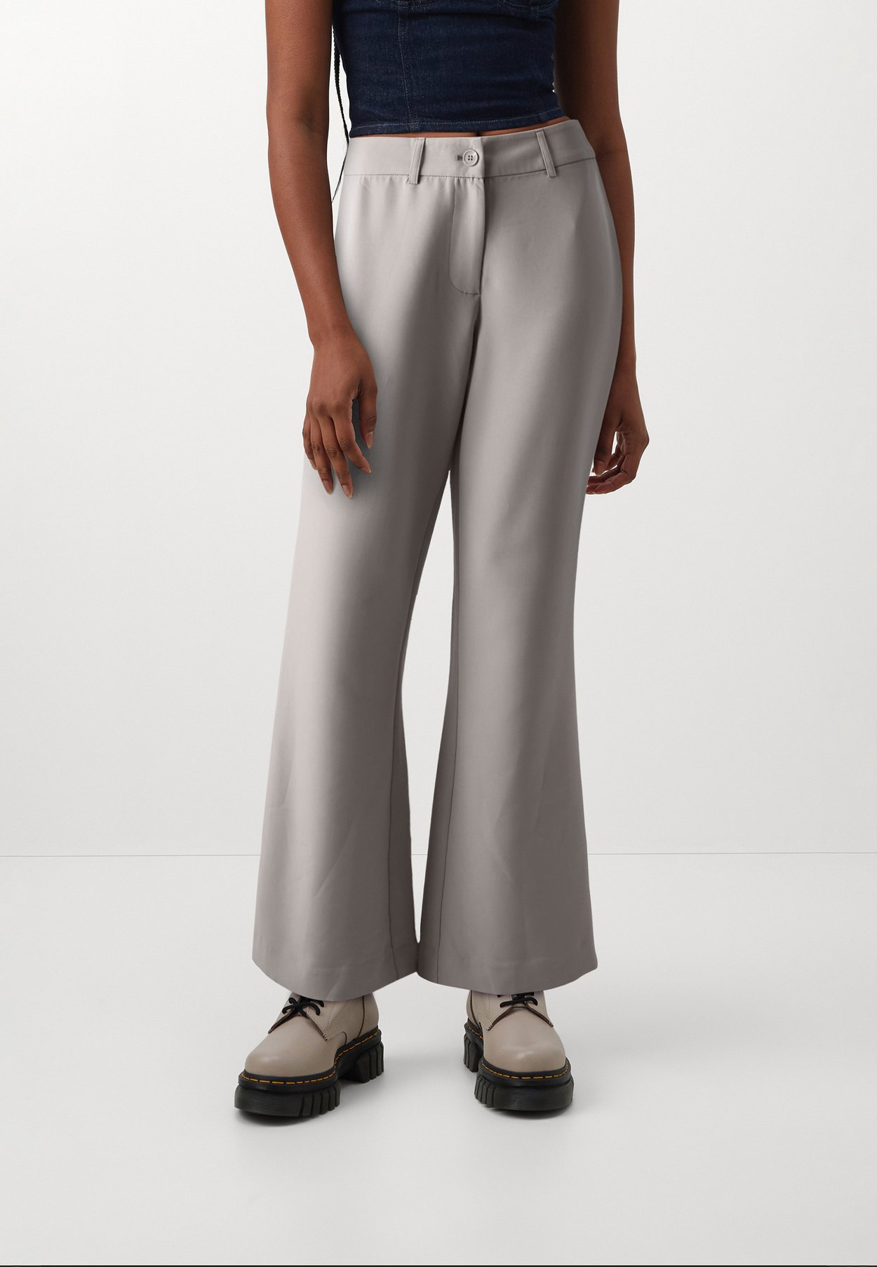 ONLBERRY MID FLARED PANT