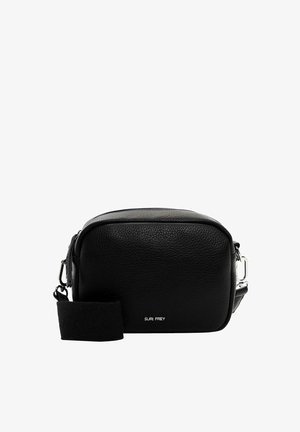 Schwarze Leder-Crossbody-Tasche mit strukturierter Textur, silberner Hardware, verstellbarem Riemen und Reißverschlussverschluss. Dezentes Logo an der Vorderseite.