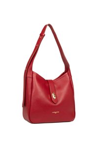 Borsa a tracolla rossa in pelle con forma morbida da hobo, dotata di chiusura dorata e logo impresso sul davanti; texture liscia e tracolla regolabile.