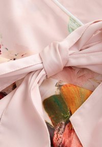 B by Ted Baker FLORAL  - Župan - pink floral