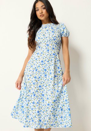 Pixie Girl, PETITE FLORAL DRESSES - Jurk - light blue