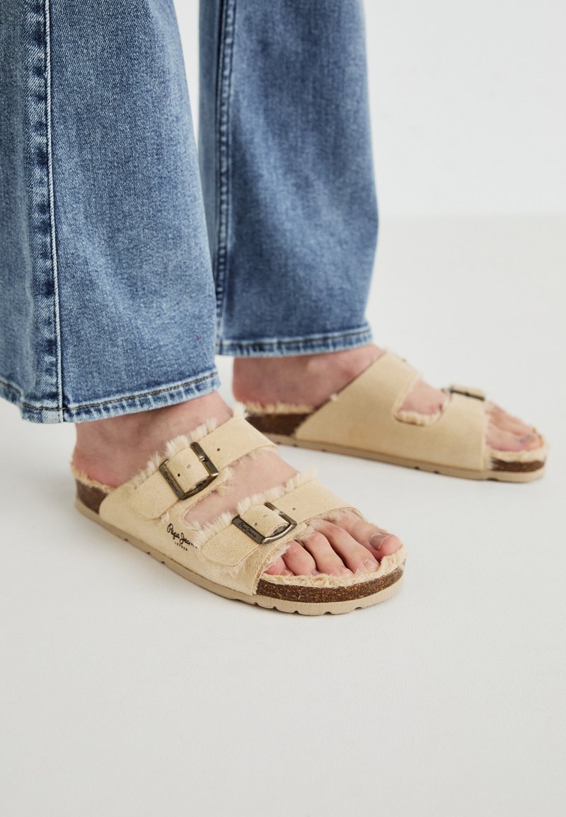 Pepe Jeans Muiltjes beige