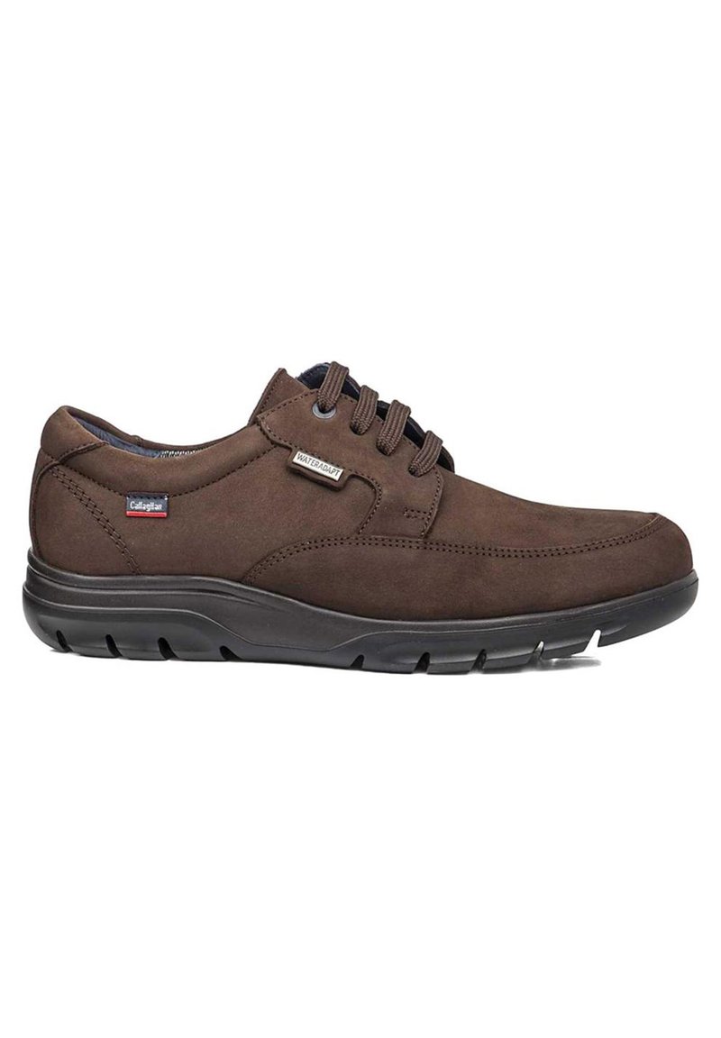 CallagHan Zapatos con cordones - brown