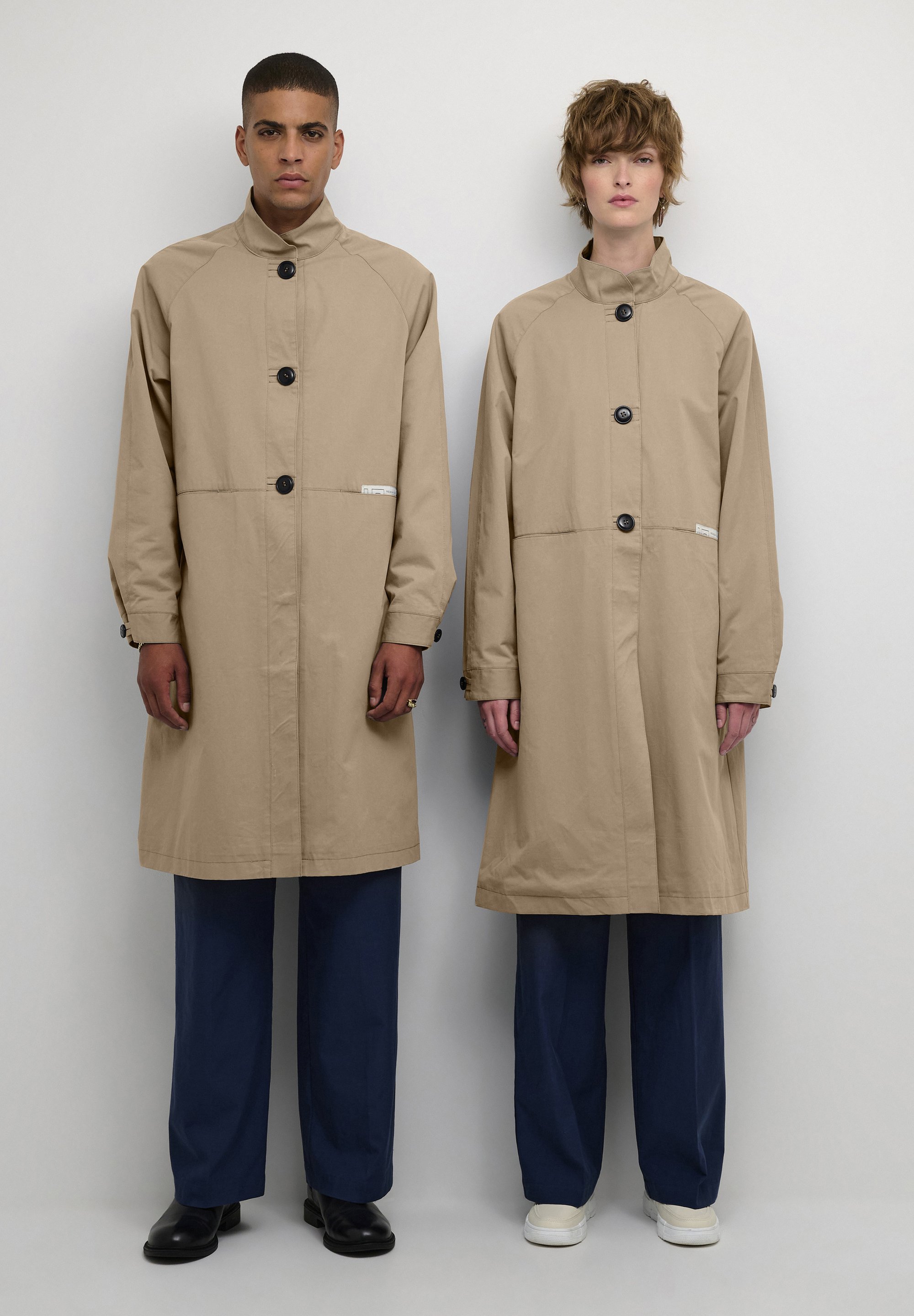 Lounge Nine ASTERLN UNISEX - Klassischer Mantel - desert taupe  