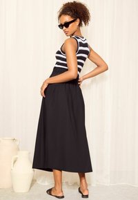 Friends Like These BOHO TIERED - REGULAR FIT - Velika suknja - black