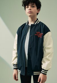 Next VARSITY REGULAR FIT - Bombera - navy