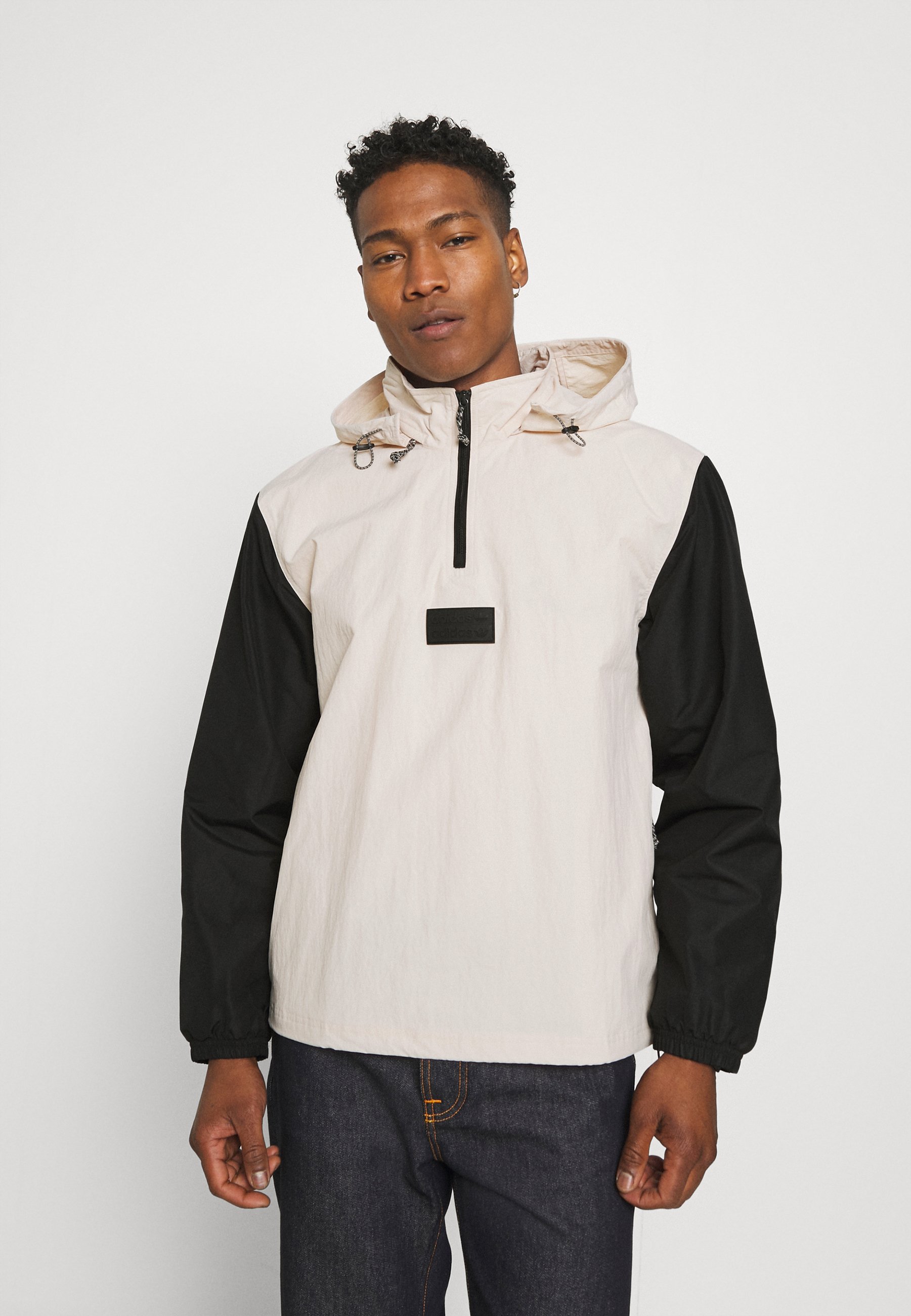 Adidas Originals Unisex Windbreaker Halo Ivory Black Offwhite Zalando De