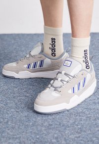 Adi2000 Adidas Skateboarding Chino Zalando Adidas Originals