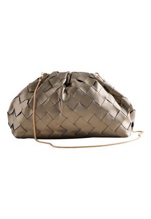 Next, OVERSIZED WEAVE SNAP CLUTCH BAG . - Pochette - bronze