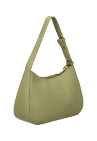 Grøn læder crossbody taske med en buet form, justerbar rem og guldfarvet lynlåsdetalje. Glat tekstur med minimale syningsdetaljer.