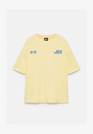 PULL&BEAR, - T-shirt z nadrukiem