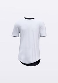 T-shirt blanc à manches courtes avec un ourlet arrondi et un col rond noir. Texture de tissu lisse sans motifs ni accents visibles.