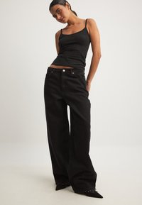 Jeans Relaxed Fit - washed black