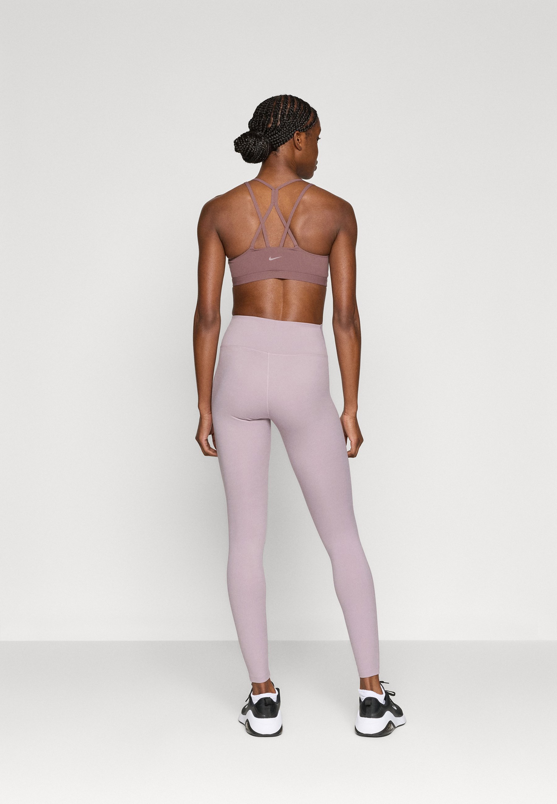 light purple nike leggings