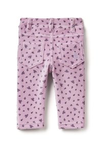 Paarse corduroy broek met een textuurafwerking, voorzien van kleine bloemenpatronen en twee achterzakken. Standaard tailleband en afgewerkte boorden.