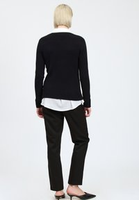 INFLUENCER CREW-NECK - Maglione - black
