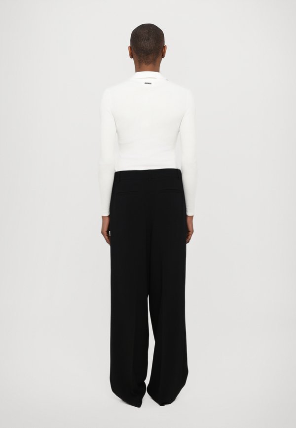 FITTED BUTTON UP - Cardigan3