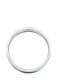 Sølvmetal armring med et glat, sømløst rundt design. Poleret finish skaber en reflekterende overflade; letvægts og minimalistisk stil.